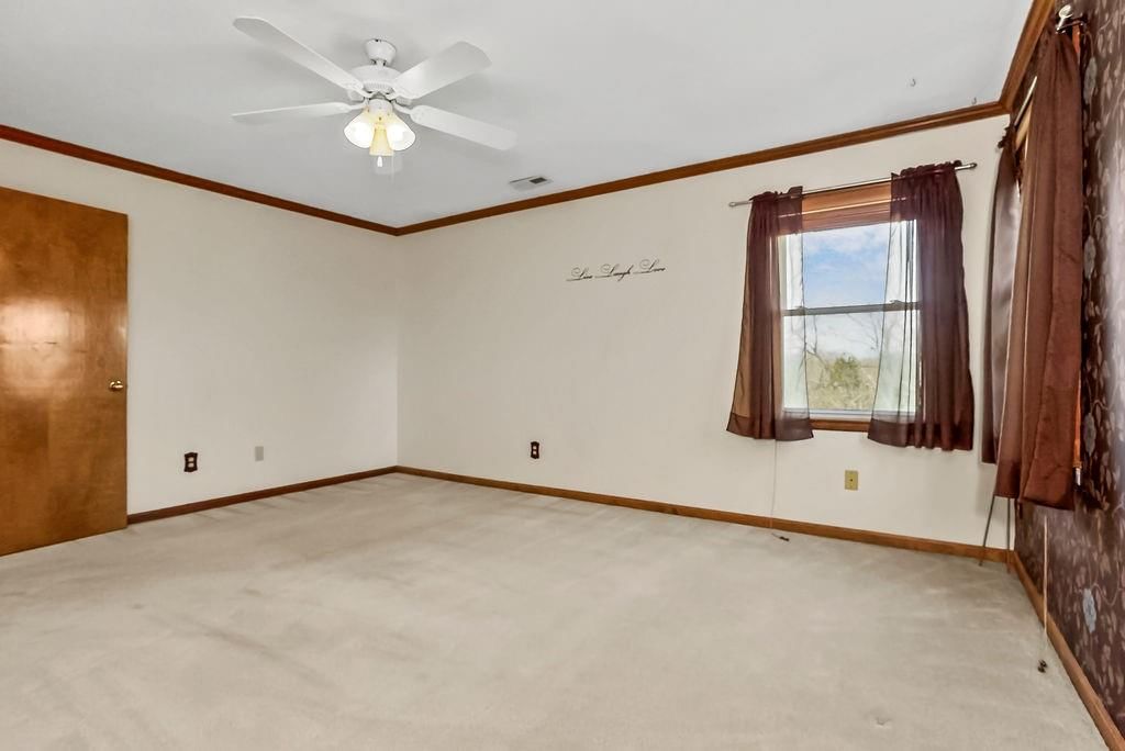 5550 Clare Road — photo 27