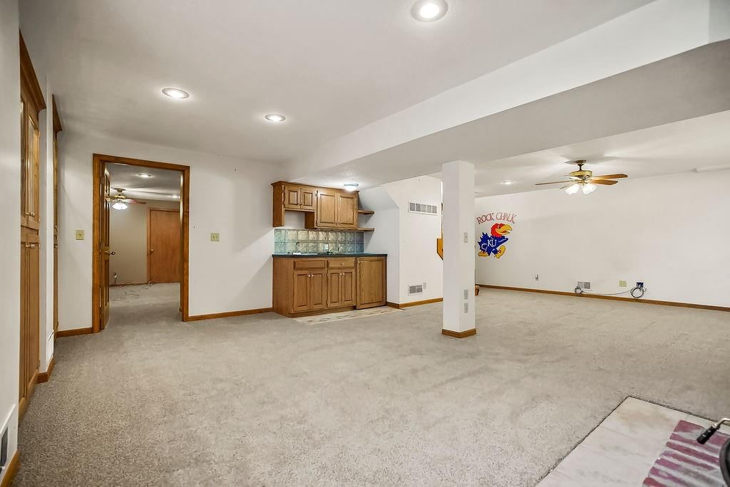 5550 Clare Road — photo 35