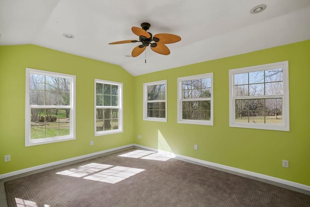 5550 Clare Road — photo 44