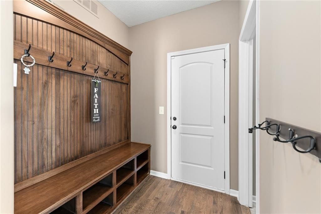 1500 Whispering Ridge — photo 27