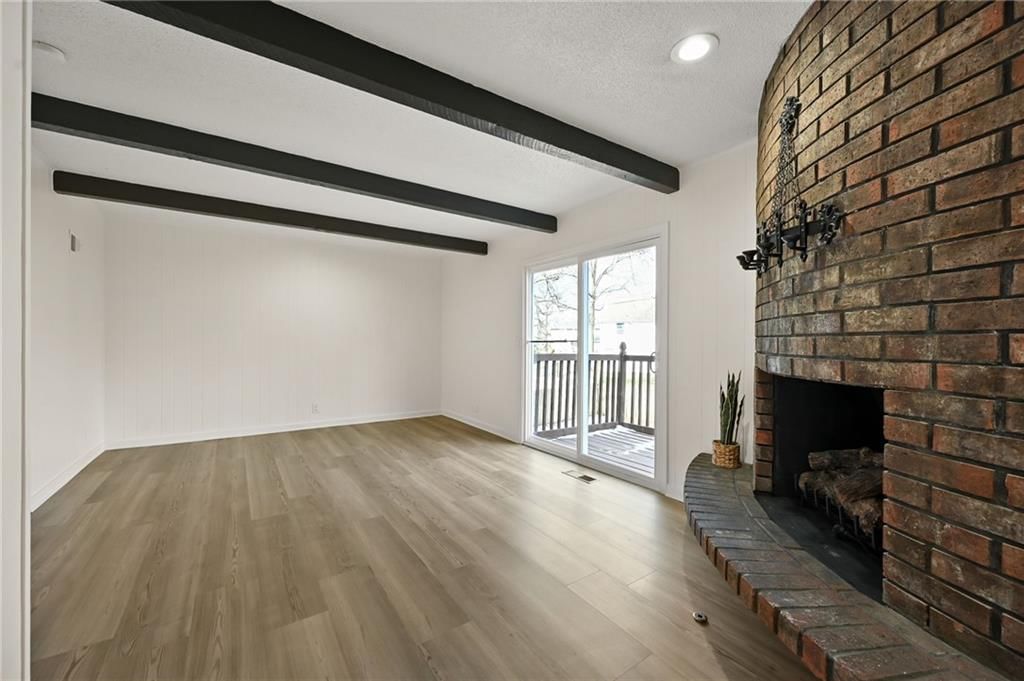 11028 Cypress Avenue — photo 10
