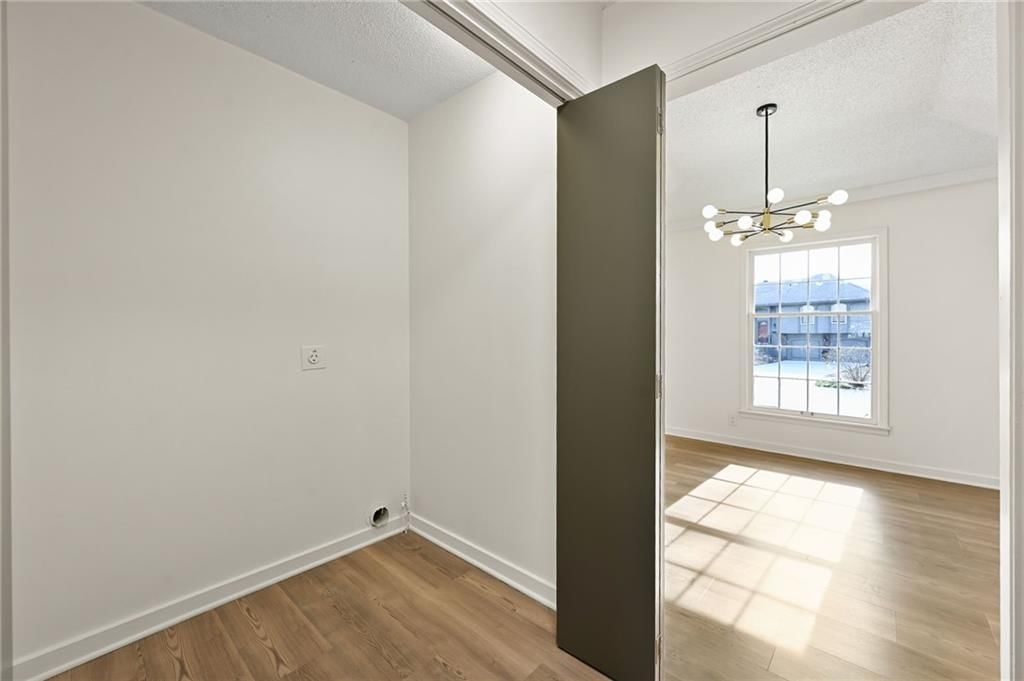 11028 Cypress Avenue — photo 19
