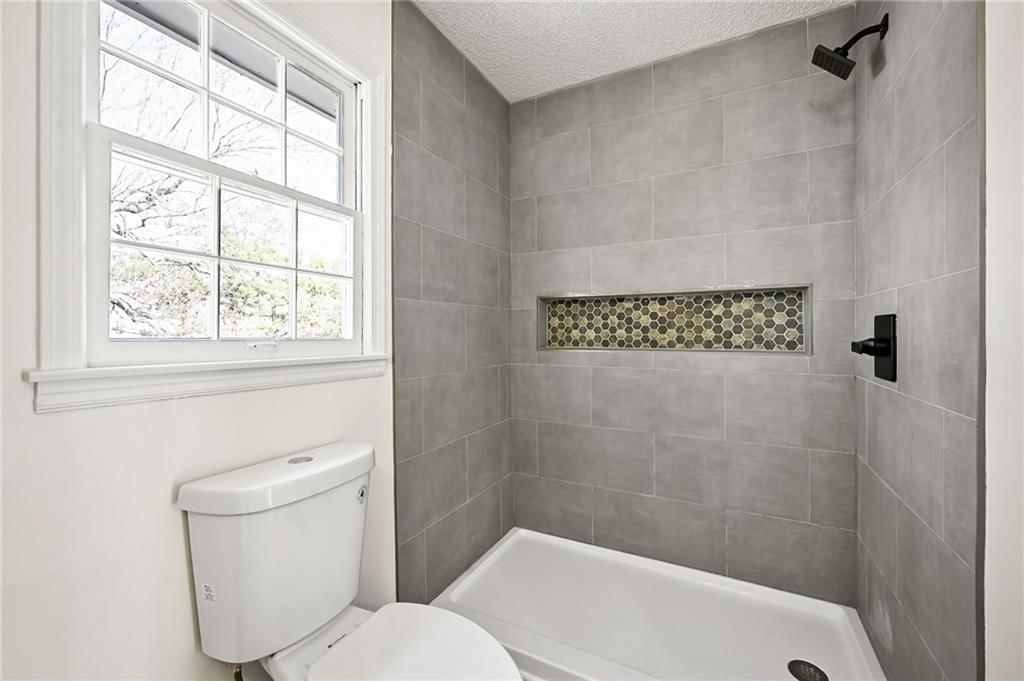 11028 Cypress Avenue — photo 24