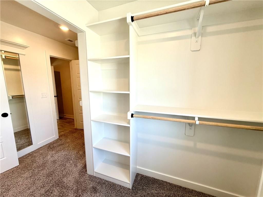 11821 N Wheeling Avenue — photo 10