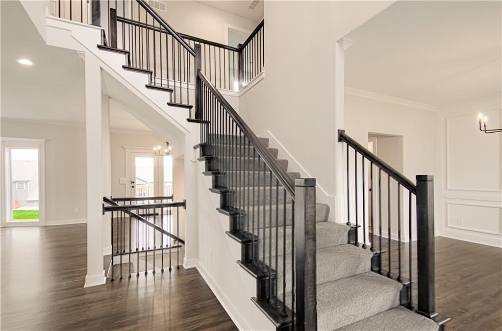 11821 N Wheeling Avenue — photo 12