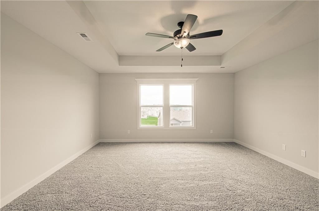 11821 N Wheeling Avenue — photo 24
