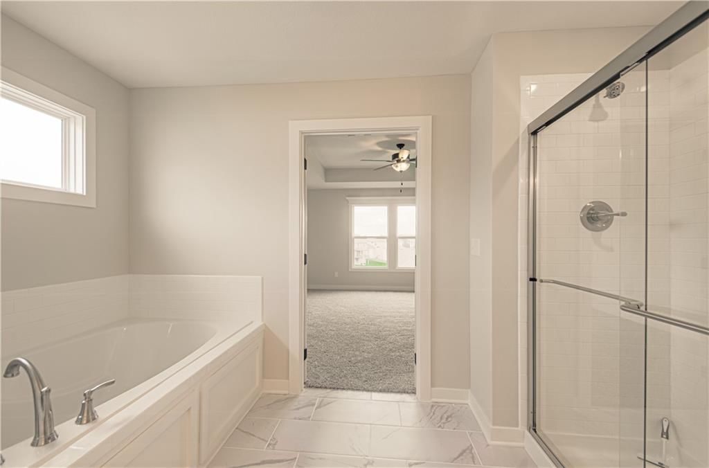 11821 N Wheeling Avenue — photo 27