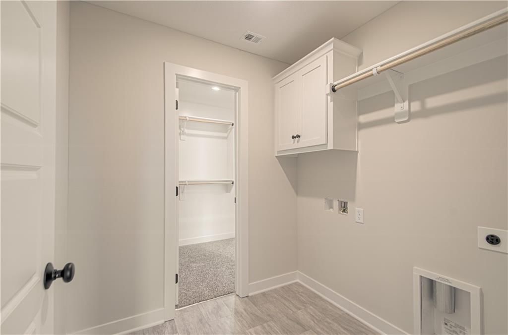 11821 N Wheeling Avenue — photo 30