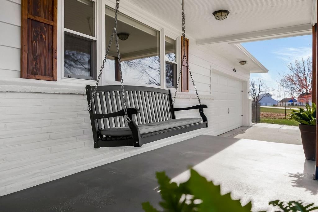 5456 W 223rd Street — photo 3