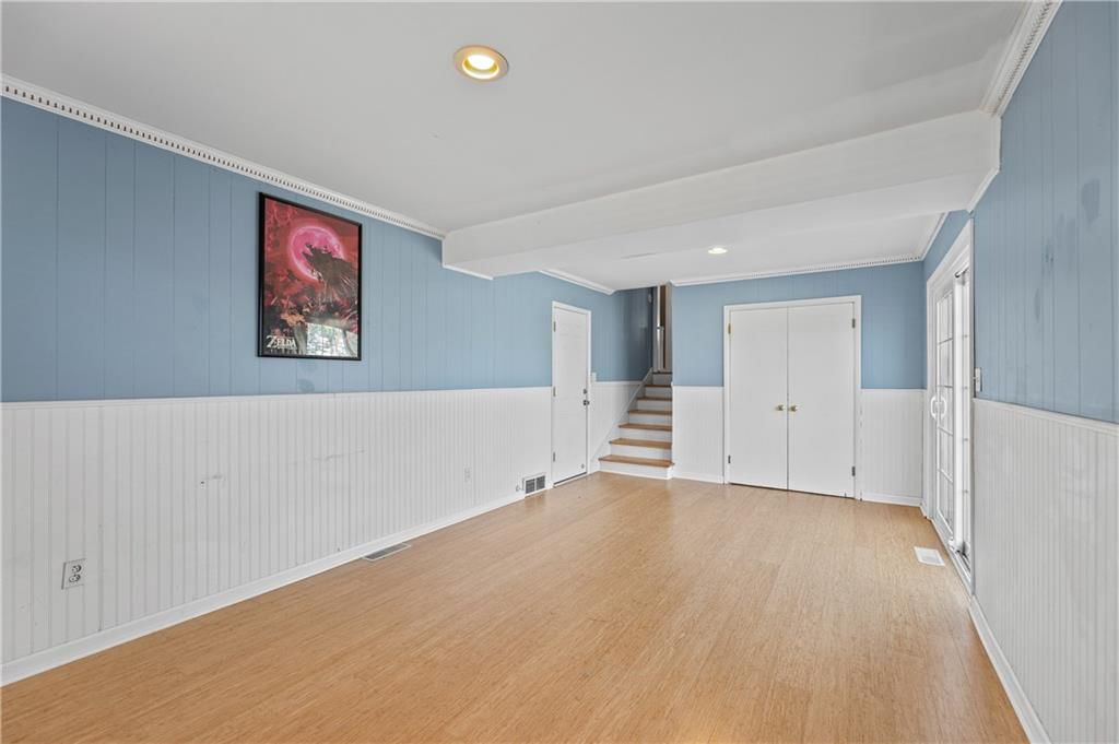 300 E 108th Terrace — photo 20