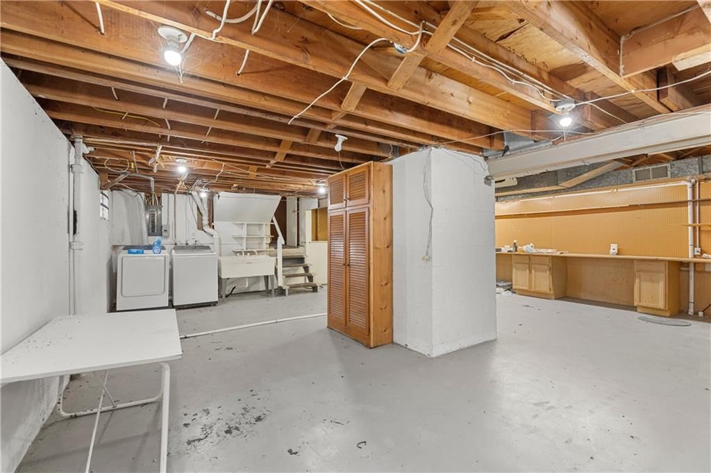 300 E 108th Terrace — photo 22