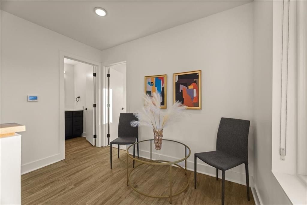 1221 E 29th Street — photo 10