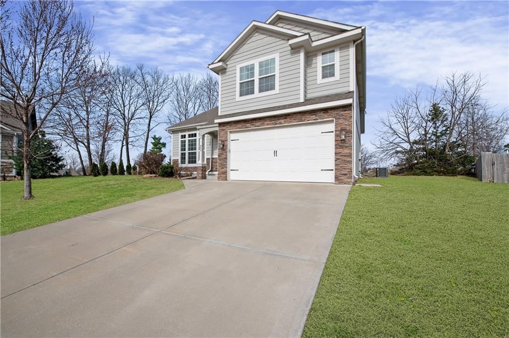 802 154th Circle — photo 3