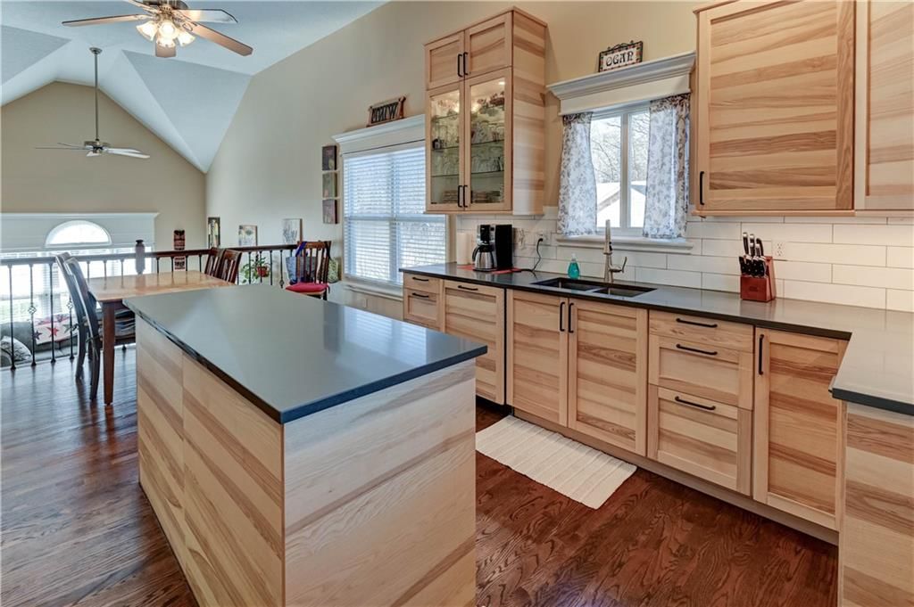 2611 S 25th Street — photo 19
