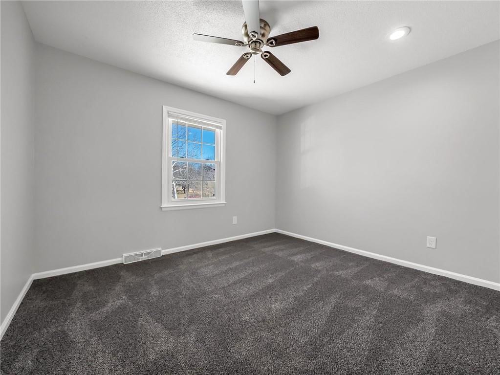 9240 Antioch Road — photo 17