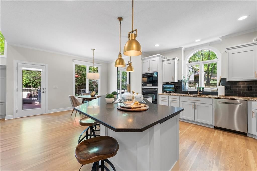 14601 Carter Street — photo 30