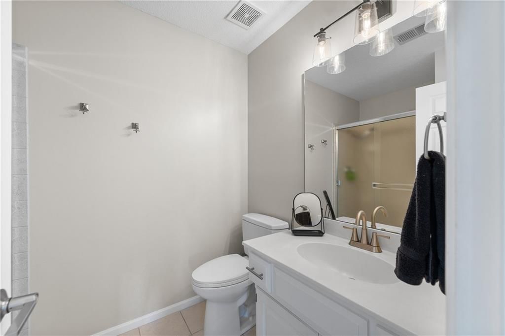 14601 Carter Street — photo 45