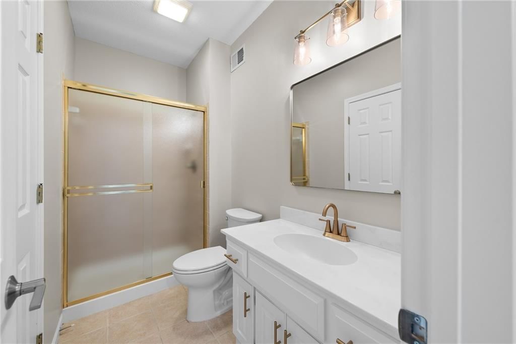 14601 Carter Street — photo 62