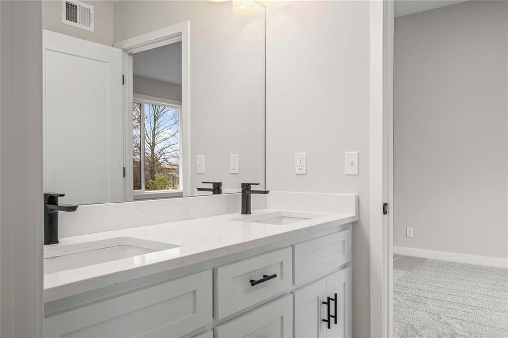 12305 W 184 Street — photo 37