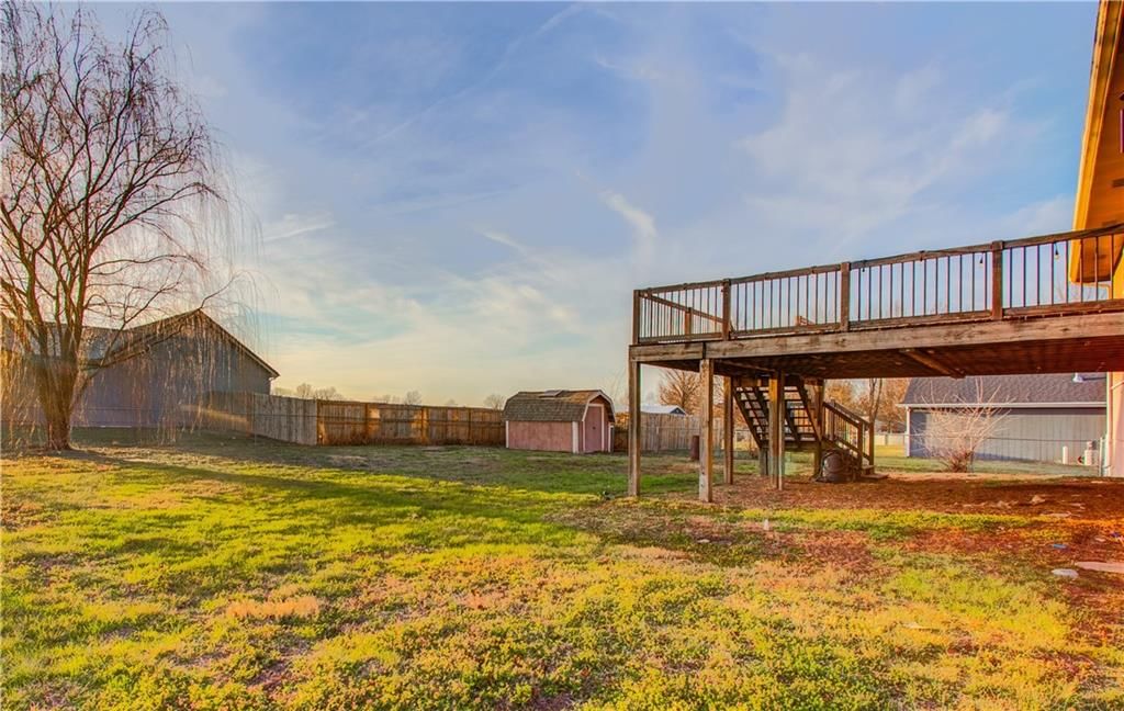 202 N Texas Street — photo 4