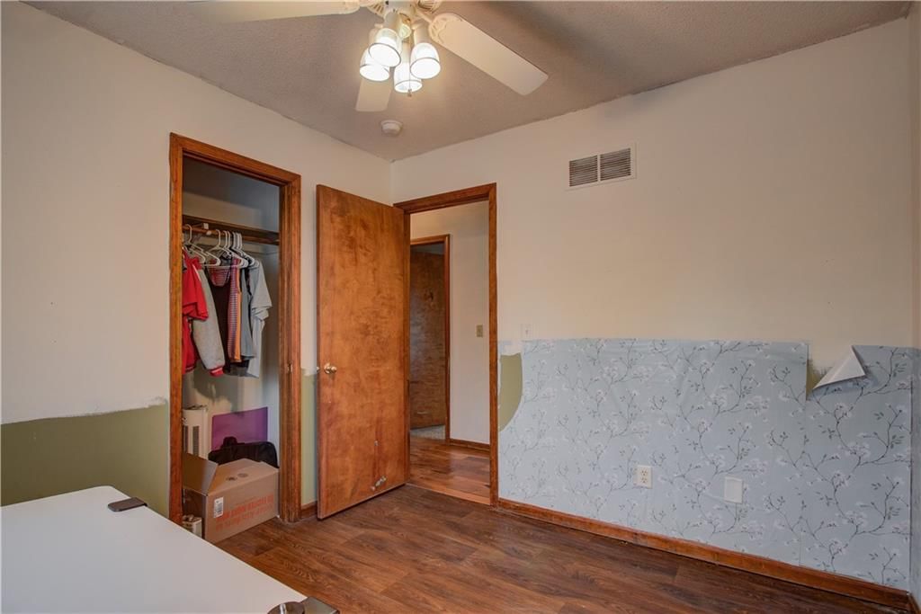 202 N Texas Street — photo 24