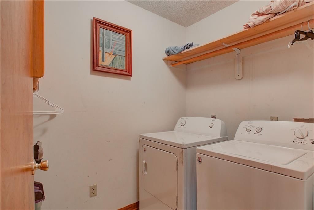 202 N Texas Street — photo 30
