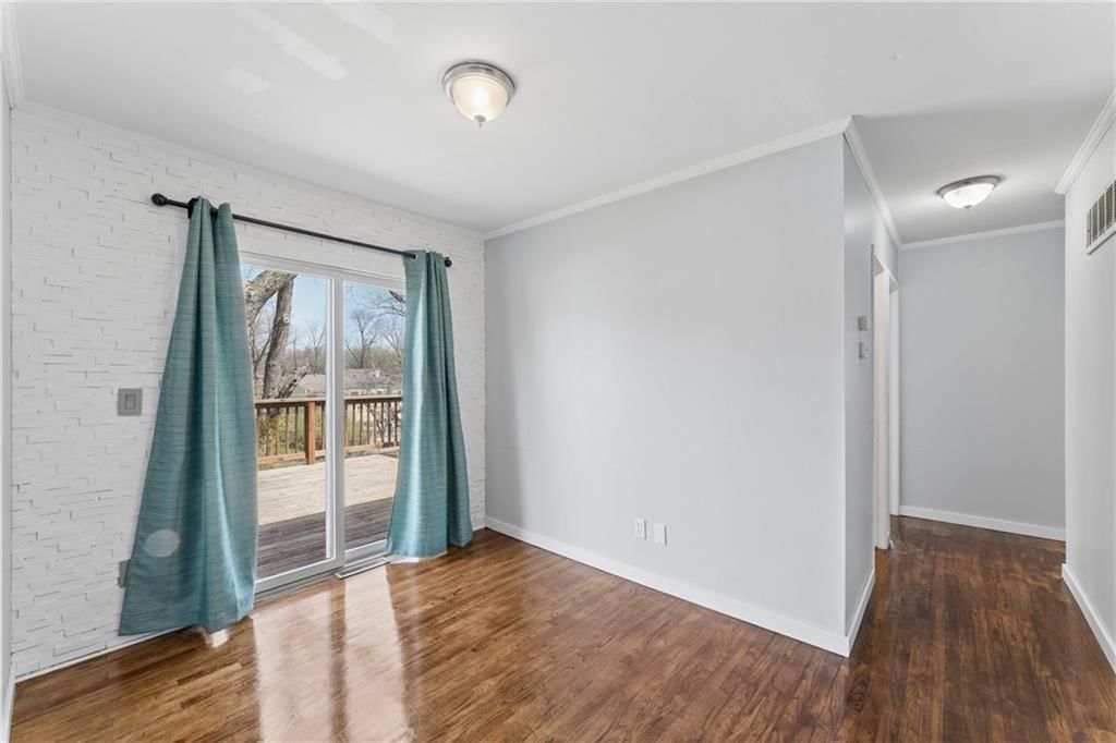 7940 NE 55th Street — photo 15