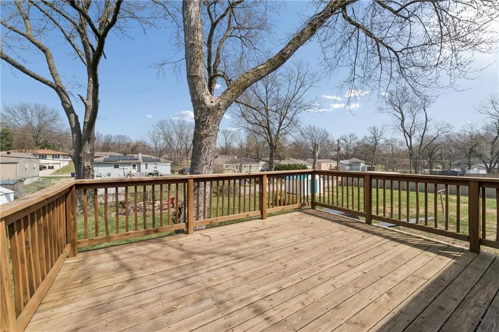 7940 NE 55th Street — photo 30