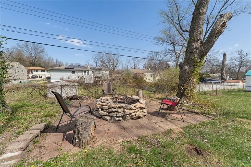 7940 NE 55th Street — photo 32