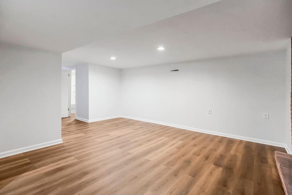13419 Parker Avenue — photo 14