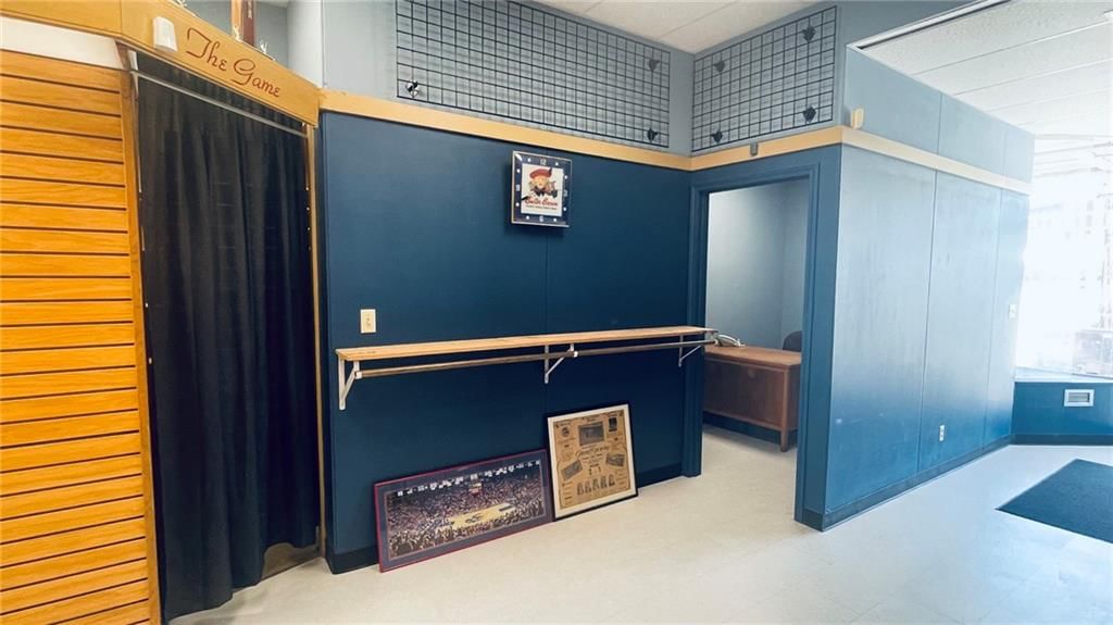 514 Commercial Street — photo 23