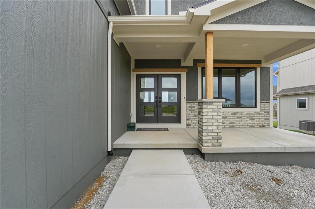 10411 N Liberty Street — photo 5