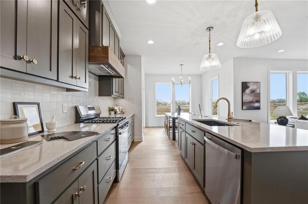 10411 N Liberty Street — photo 19