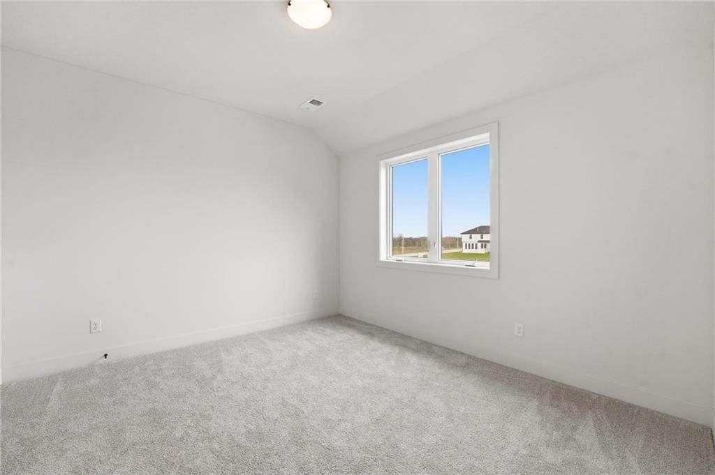 10411 N Liberty Street — photo 36