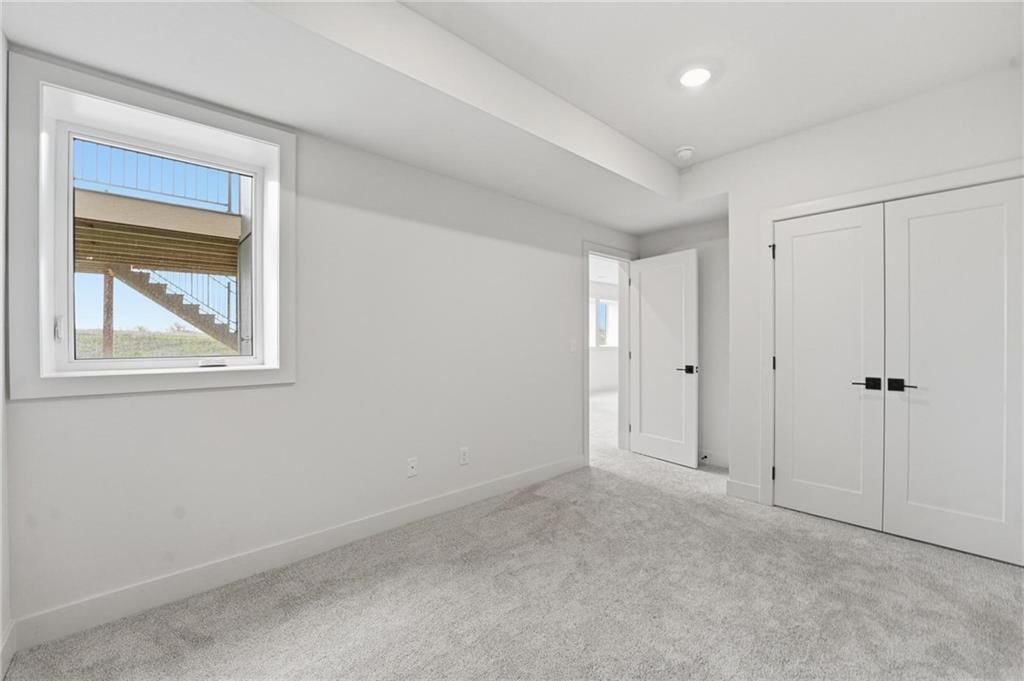 10411 N Liberty Street — photo 52