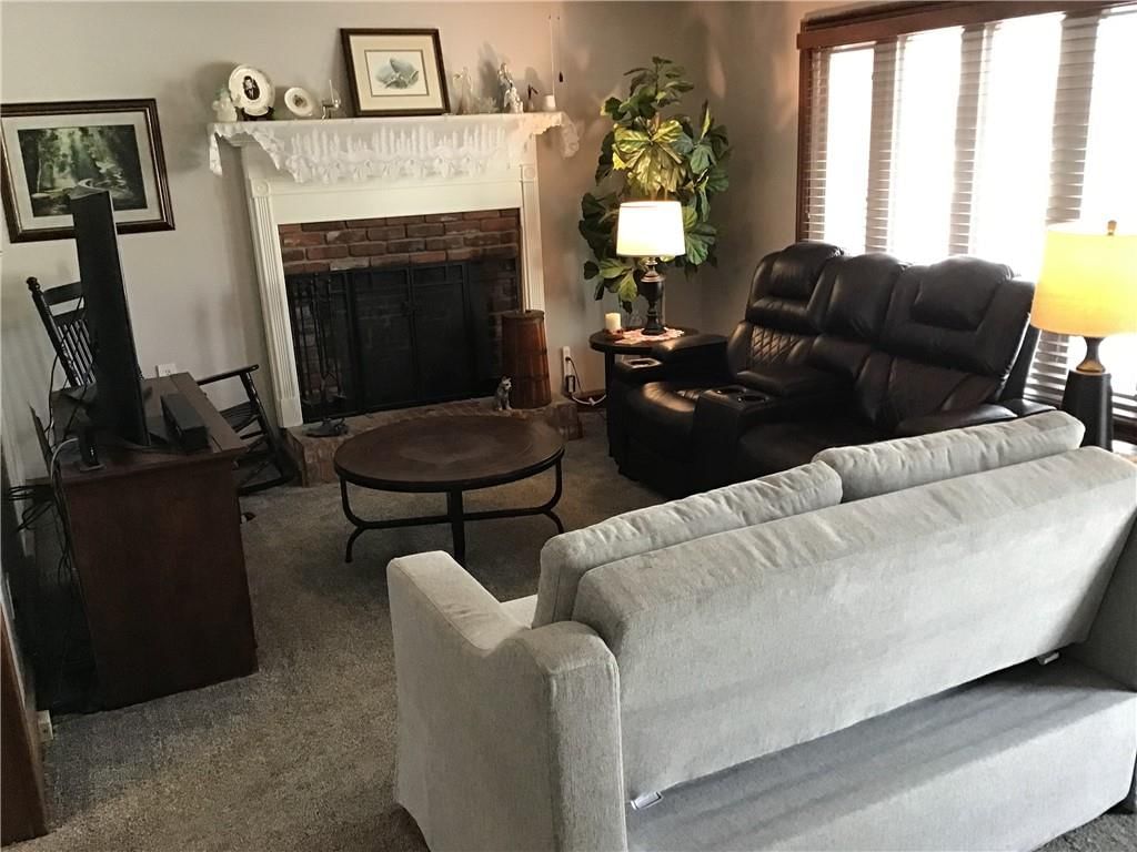 8395 NW WAUKOMIS Drive — photo 3