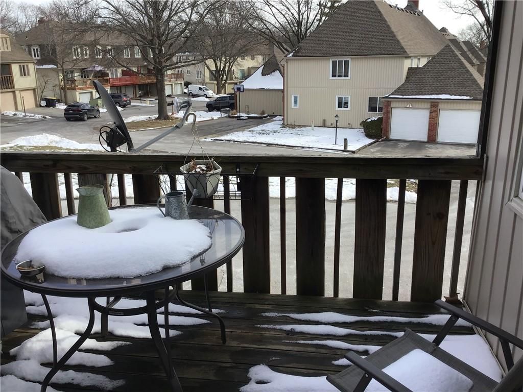 8395 NW WAUKOMIS Drive — photo 14