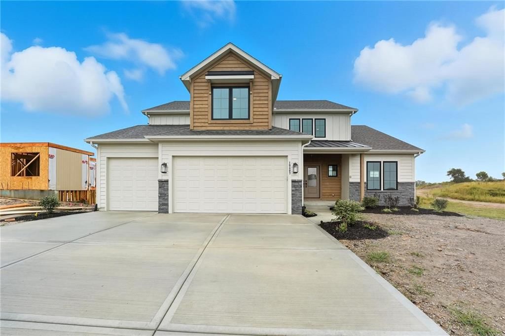 10407 N Liberty Street — photo 1