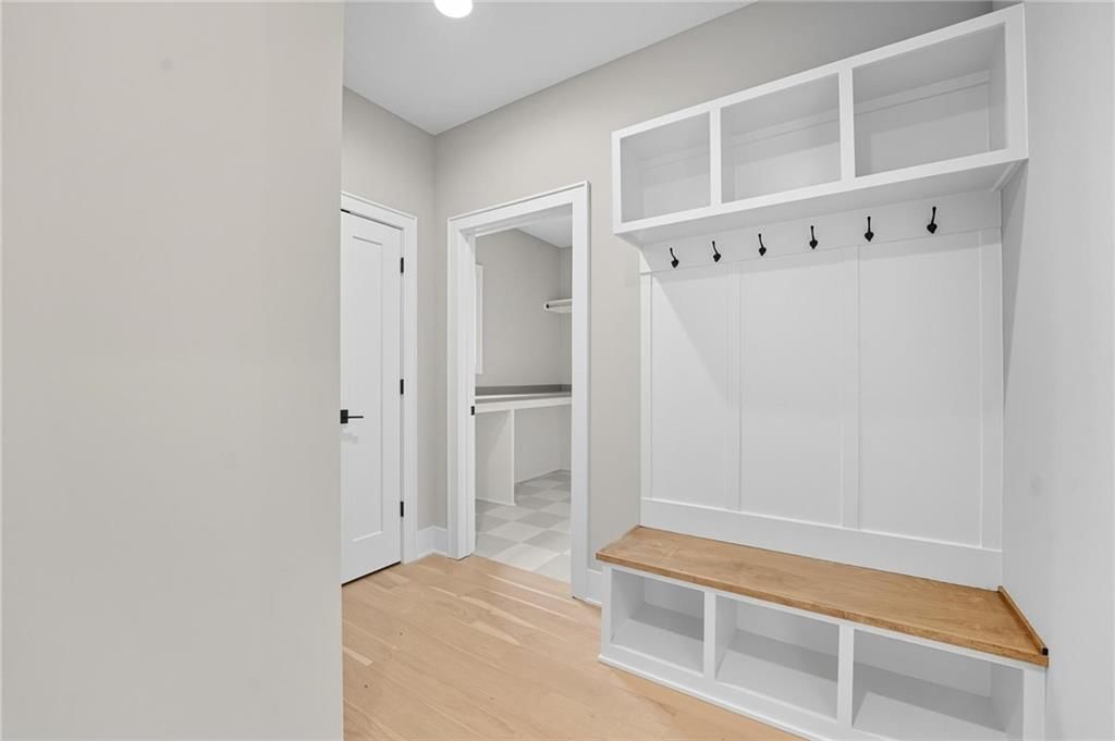 10407 N Liberty Street — photo 17
