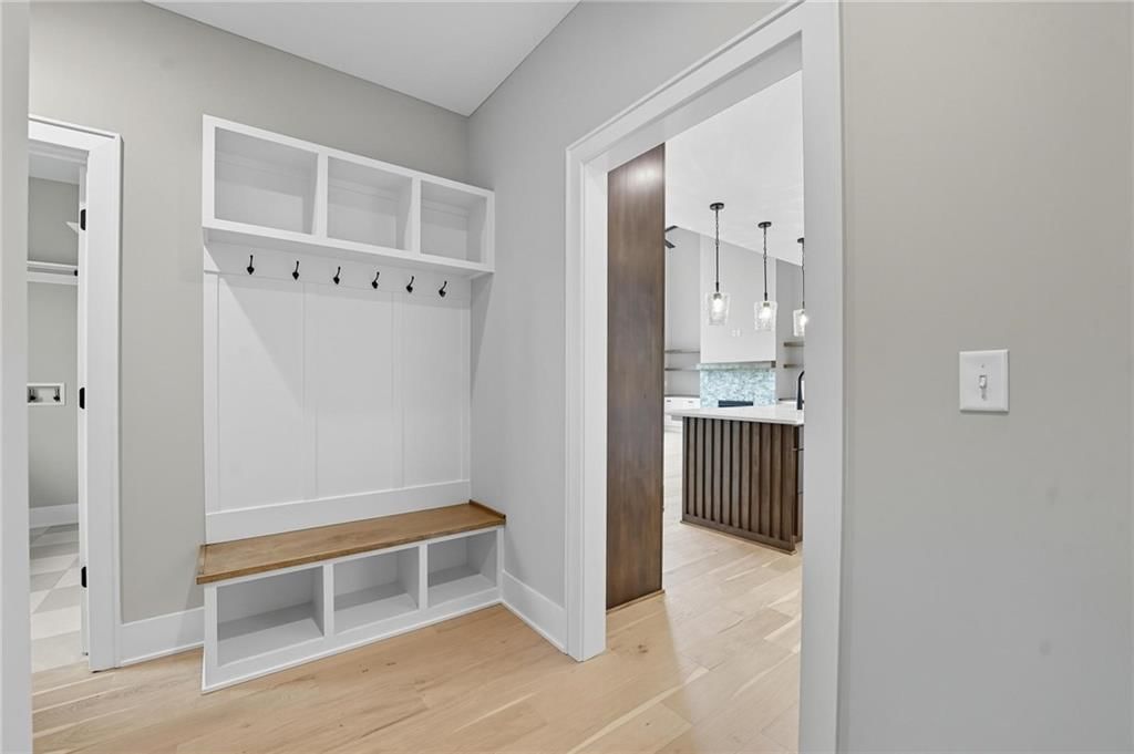 10407 N Liberty Street — photo 18
