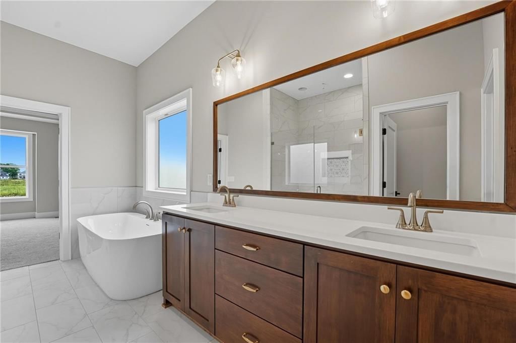 10407 N Liberty Street — photo 25