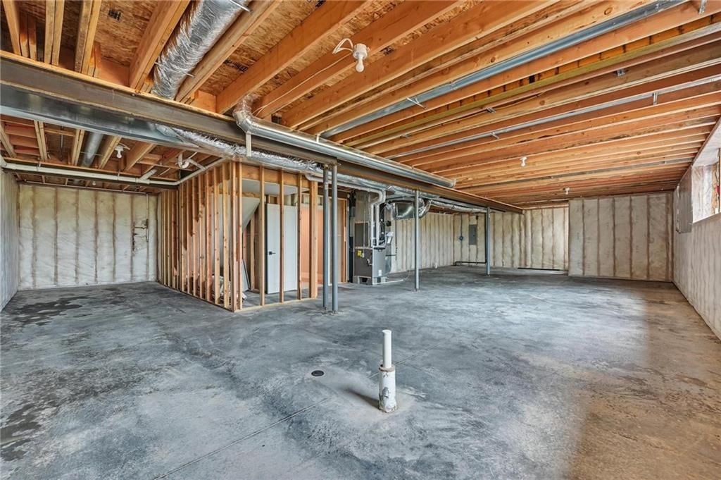 10407 N Liberty Street — photo 43