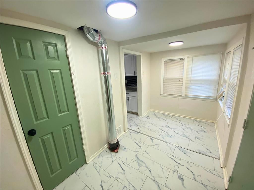 4210 Park Avenue — photo 9