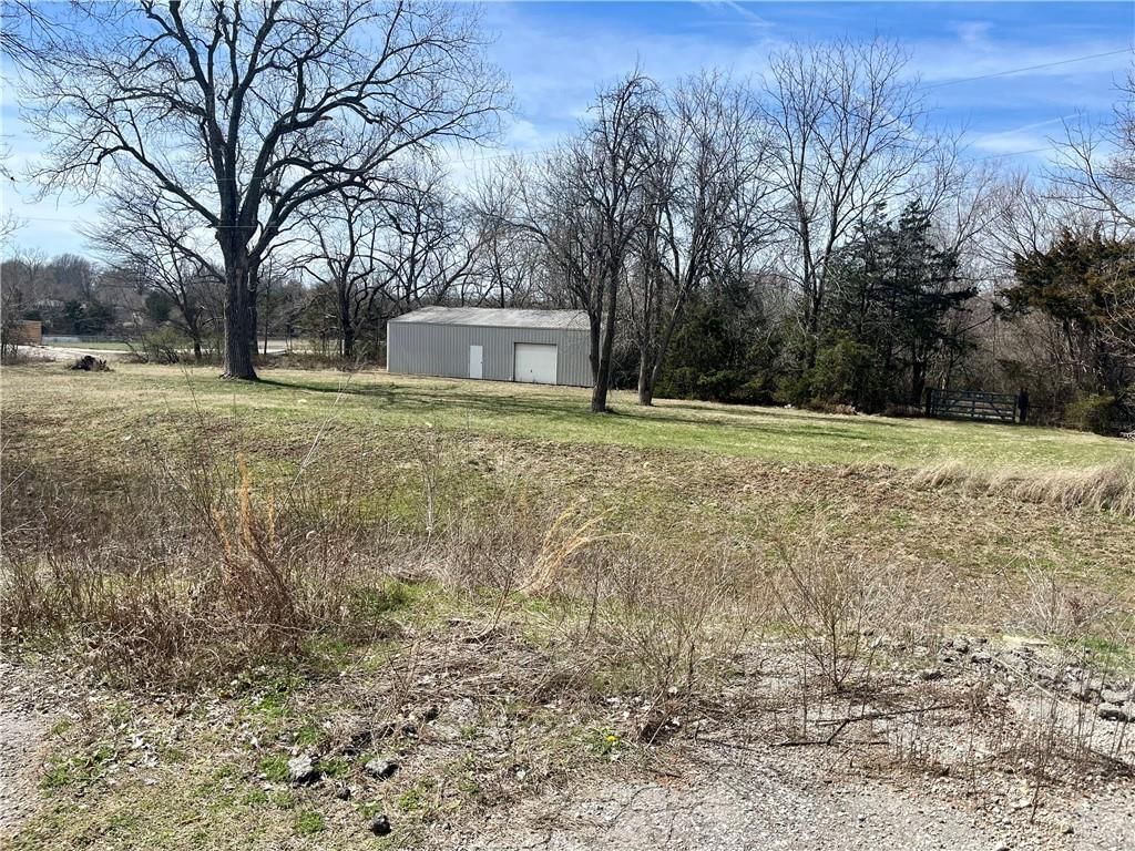 19206 Metcalf Avenue — photo 7