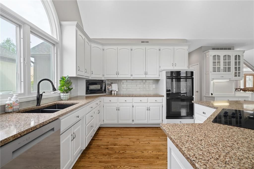 9201 W 145th Street — photo 19