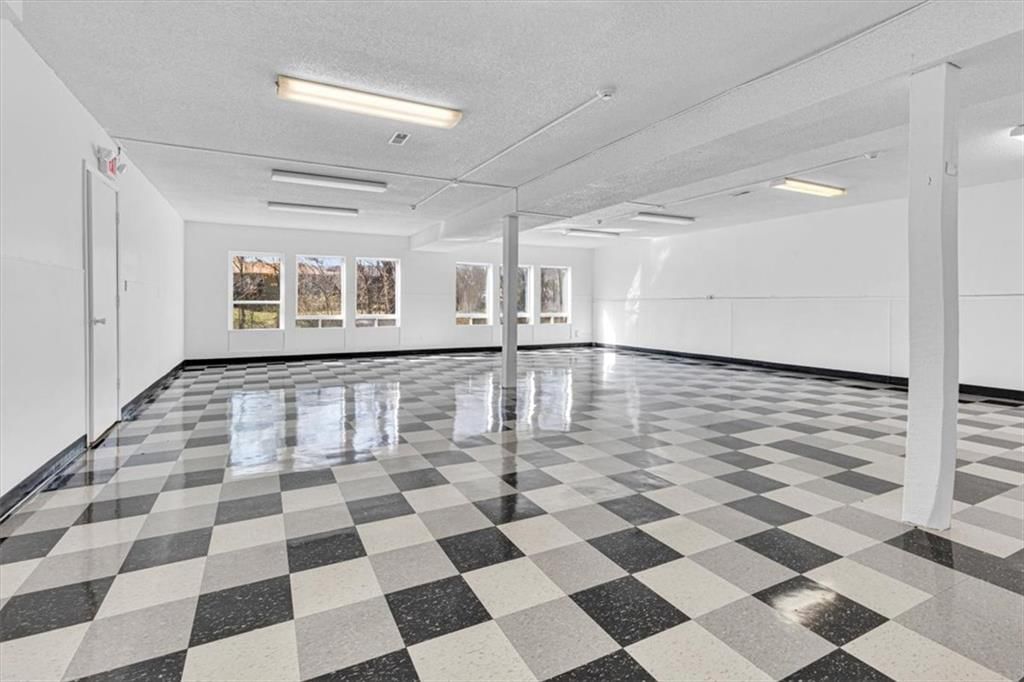 205 Southbrook Parkway — photo 22