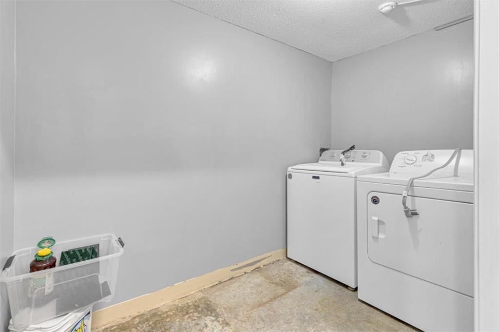 205 Southbrook Parkway — photo 32