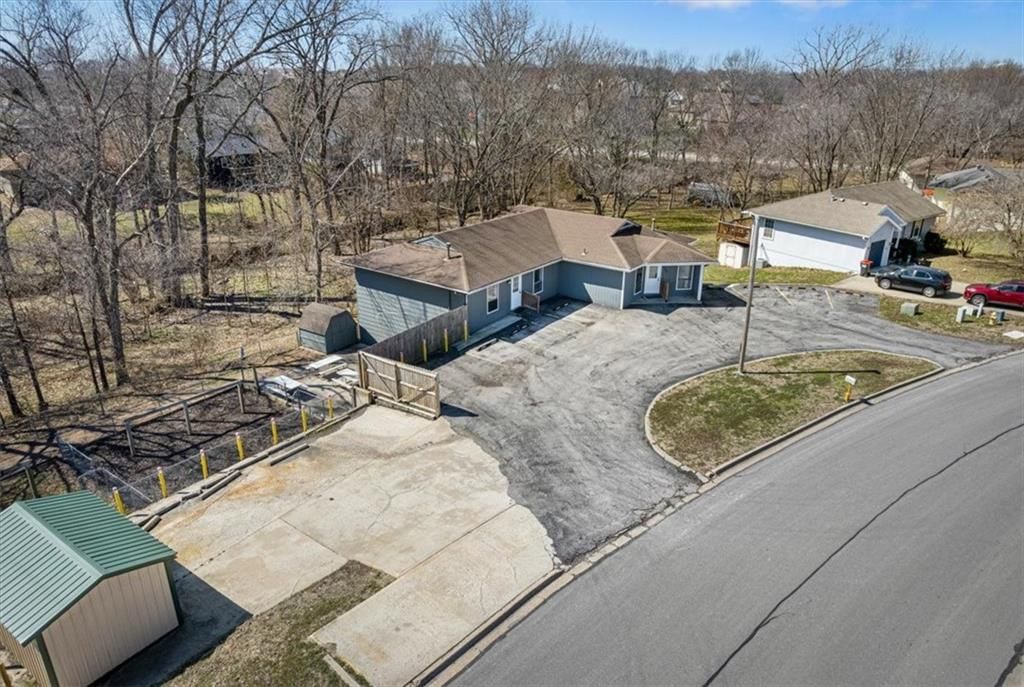 205 Southbrook Parkway — photo 35