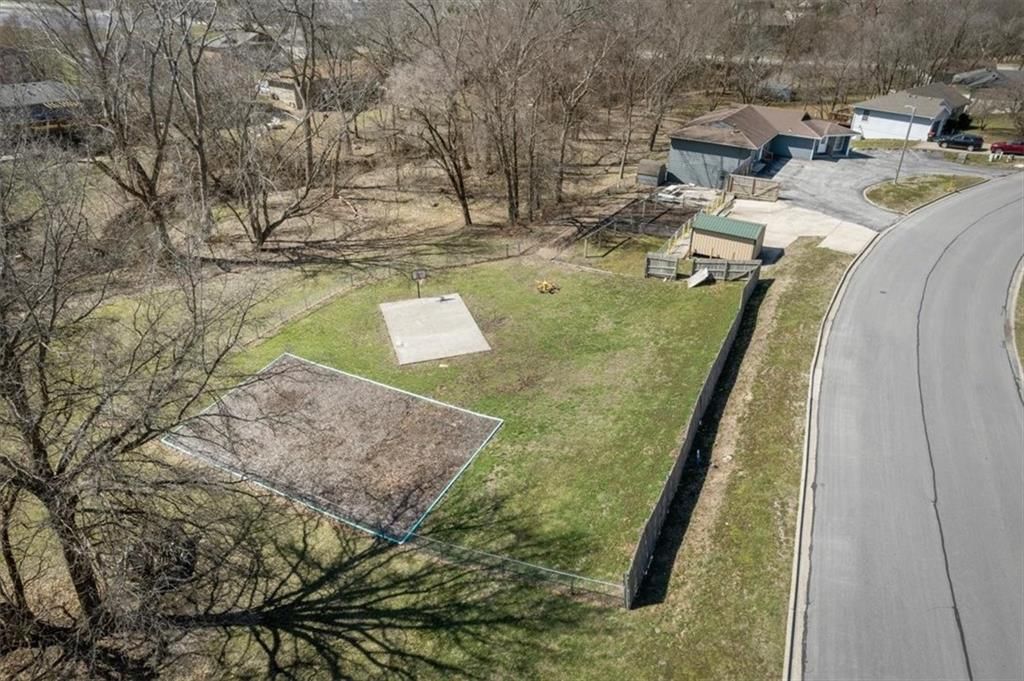 205 Southbrook Parkway — photo 36