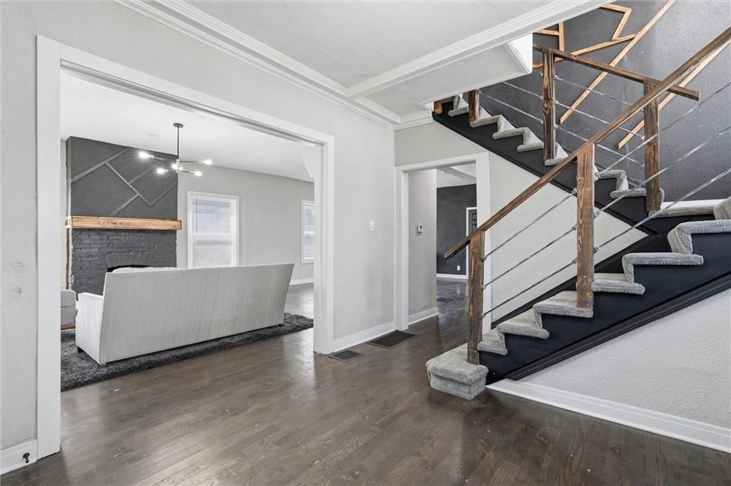 2638 Benton Boulevard — photo 8